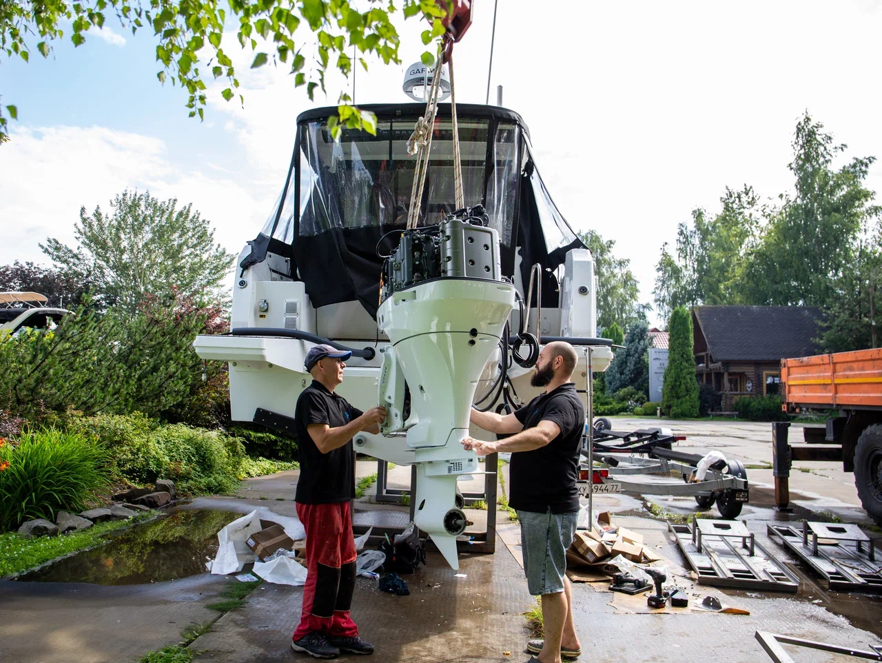 Мы собрали для вас список самых востребованных дополнительных опций на катера Merry Fisher, которые сделают вашу яхту идеальной!